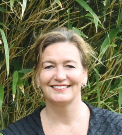 Dr. Christel Eijkholt